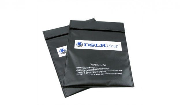 Fire-resistant LiPo battery safety bags for safely charging, storing, and transporting drone batteries, helping reduce fire risks and protect DJI, Autel, and enterprise UAV lithium polymer batteries.