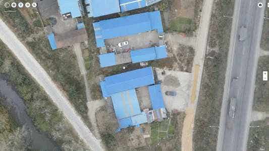 overhead view, structure, blue roof